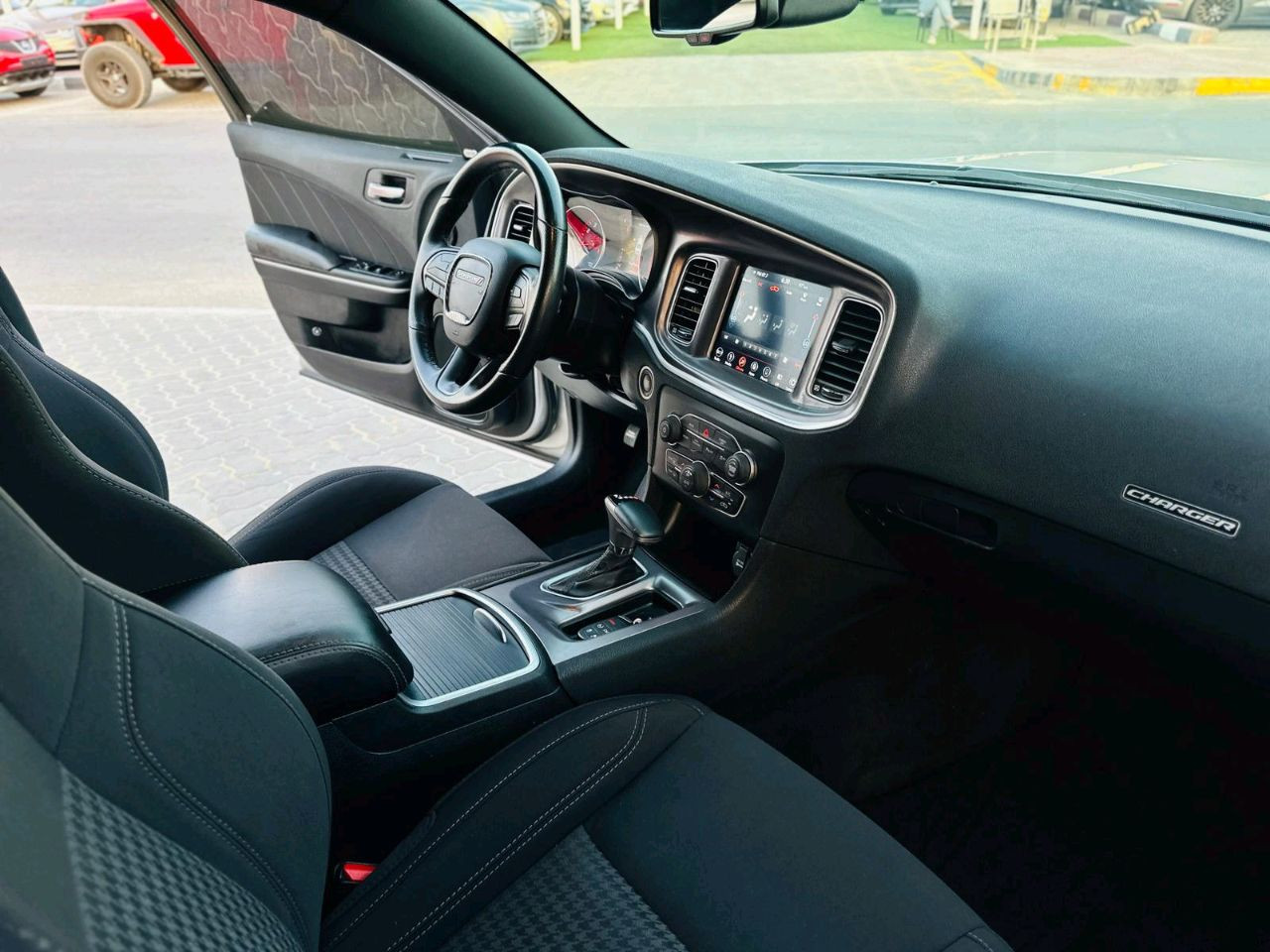Dodge Charger - Image 4