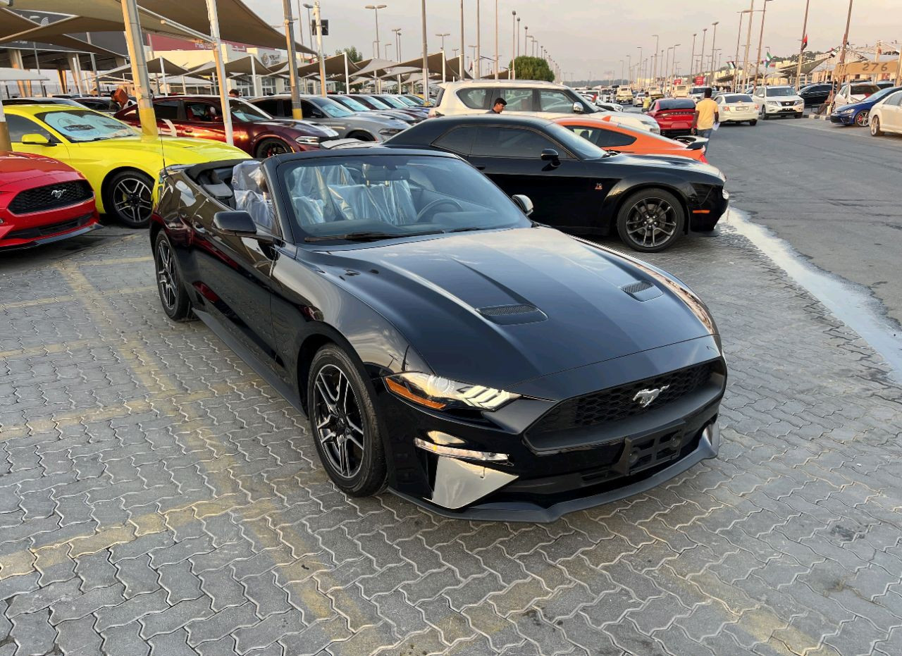 Ford Mustang - Image 6