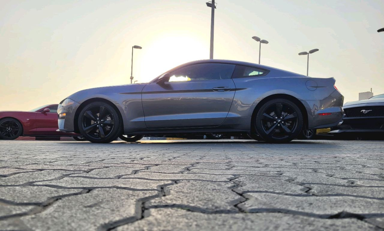 Ford Mustang - Image 8