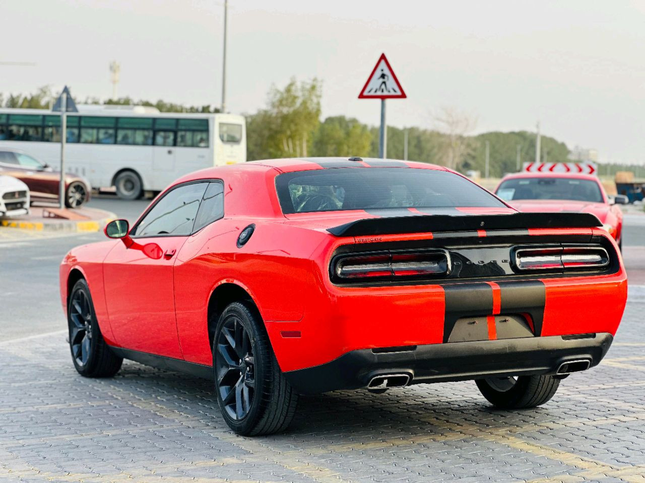 Dodge Challenger - Image 8