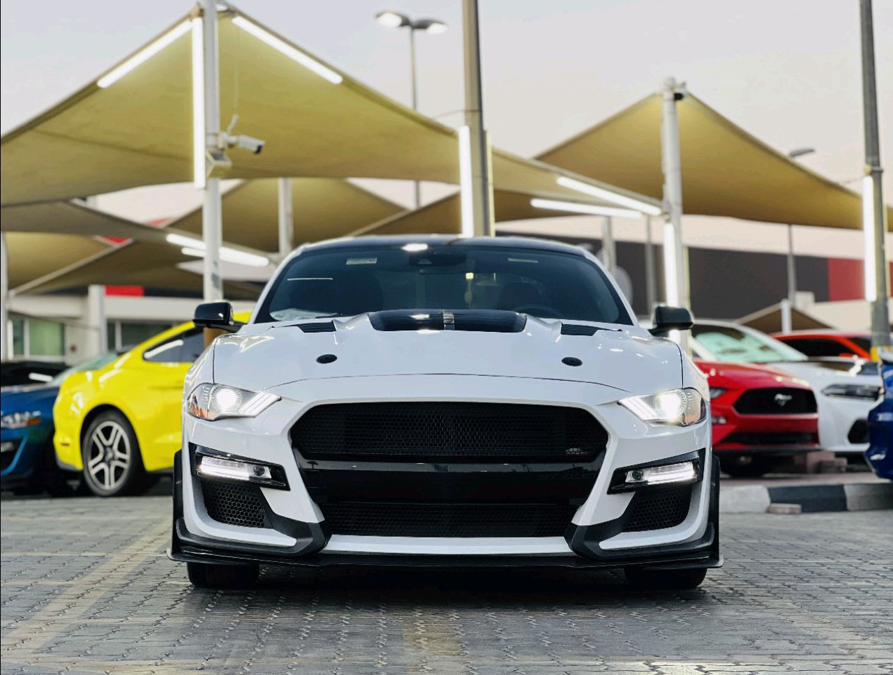 Ford Mustang - Image 3