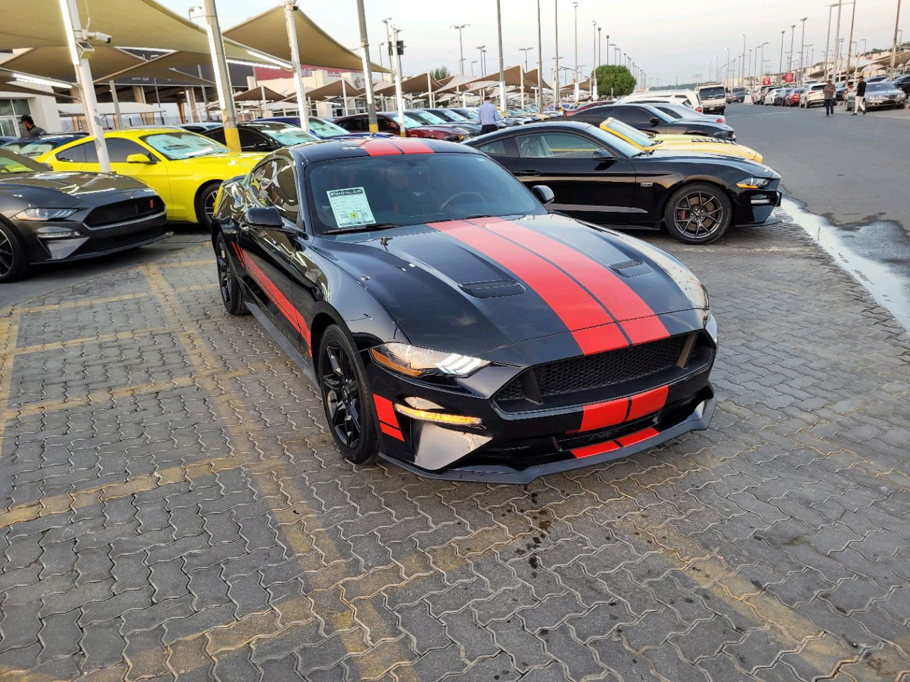 Ford Mustang - Image 4