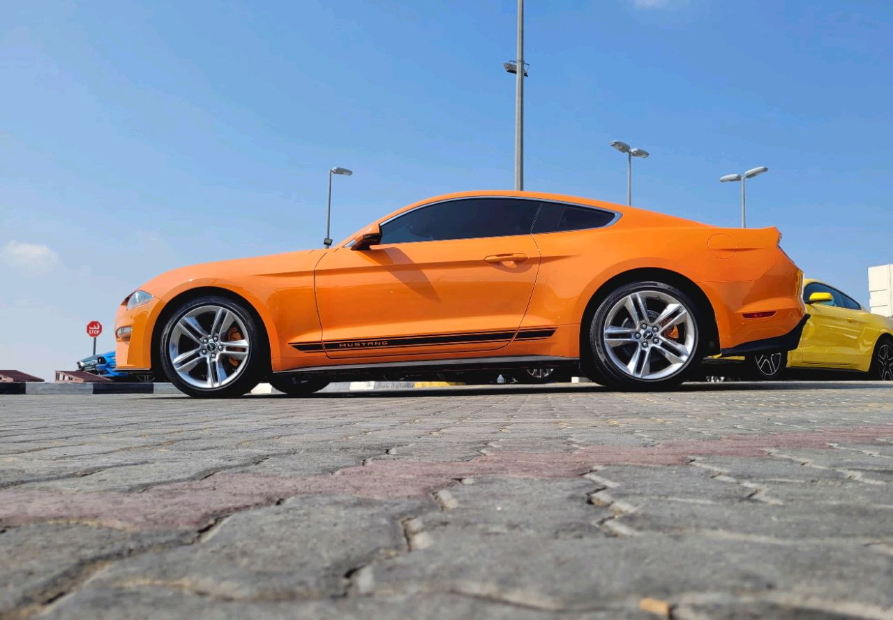 Ford Mustang - Image 7