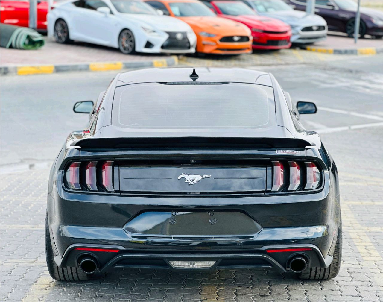 Ford Mustang - Image 12