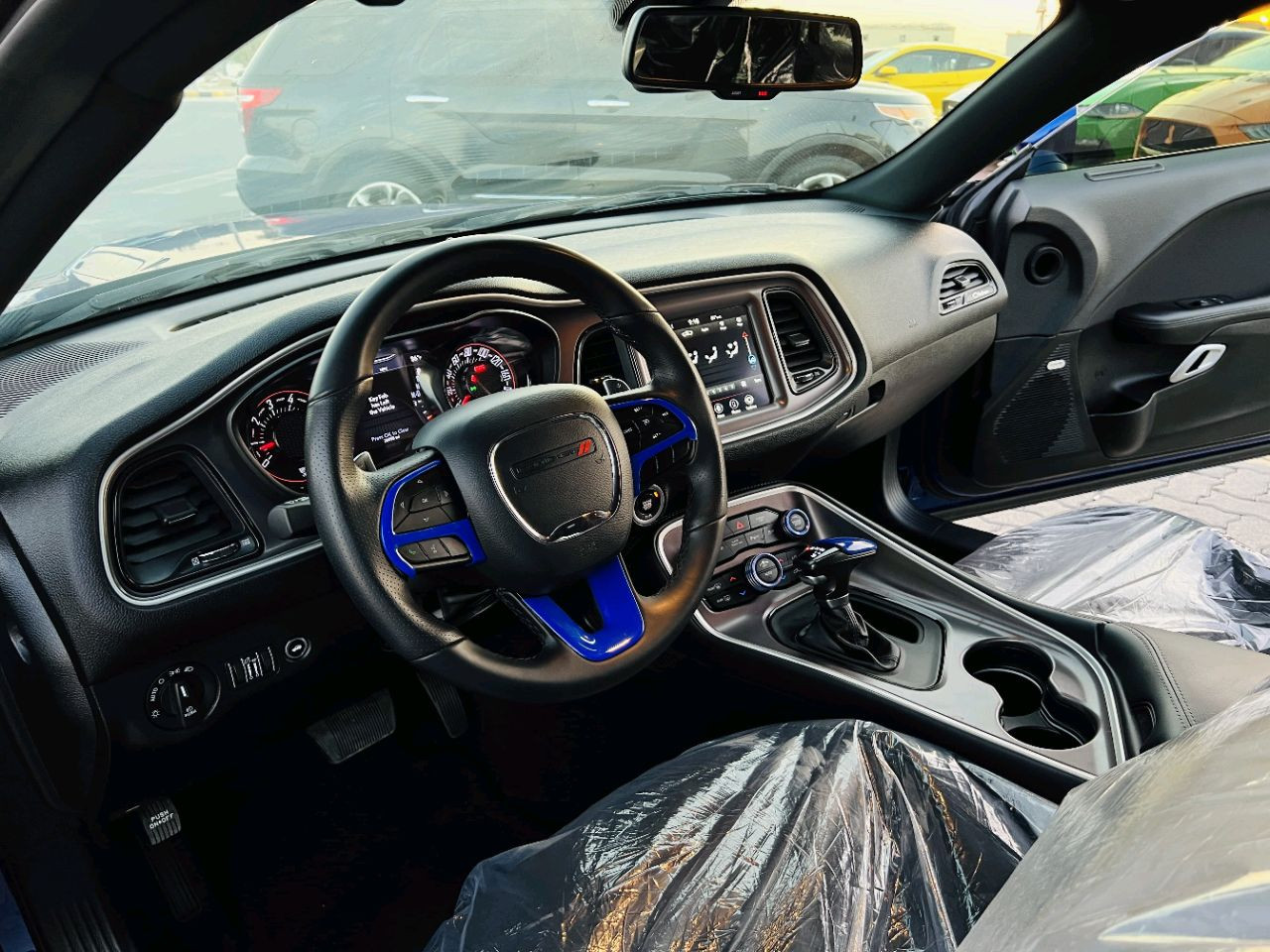 Dodge Challenger - Image 11