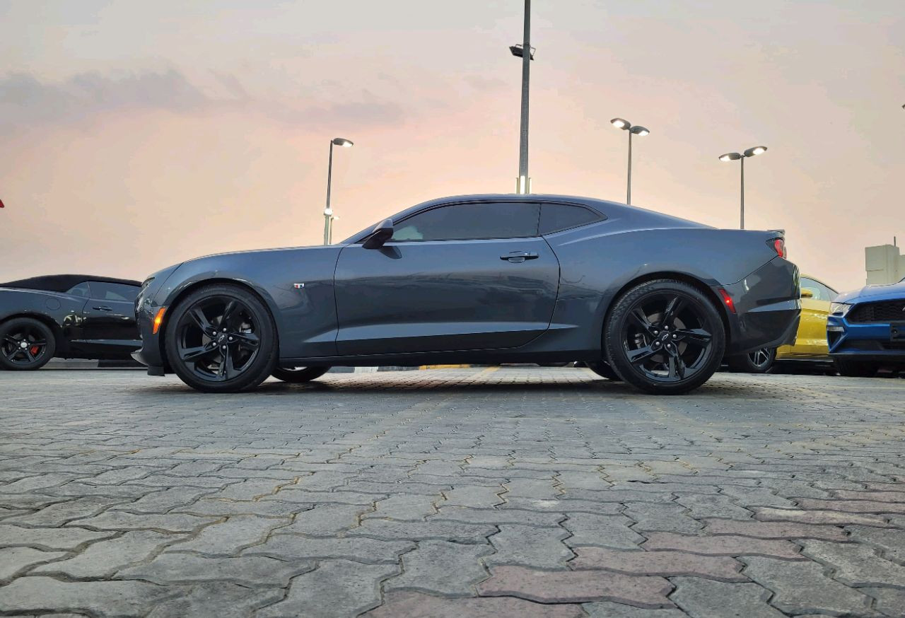 Chevrolet Camaro - Image 6