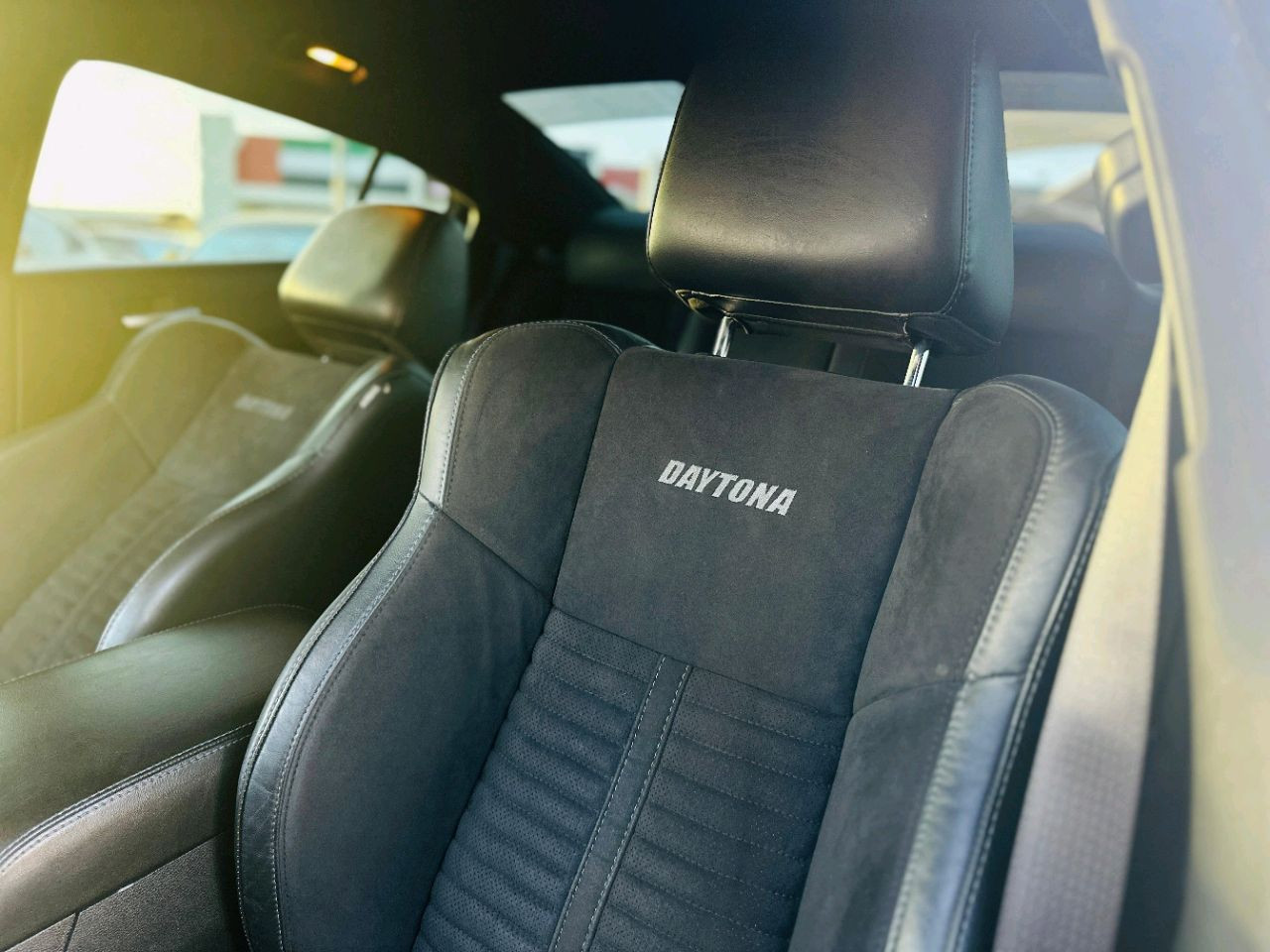 Dodge Charger - Image 12