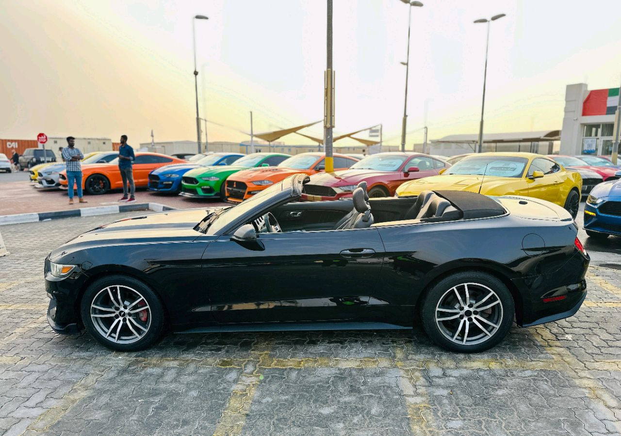 Ford Mustang - Image 6