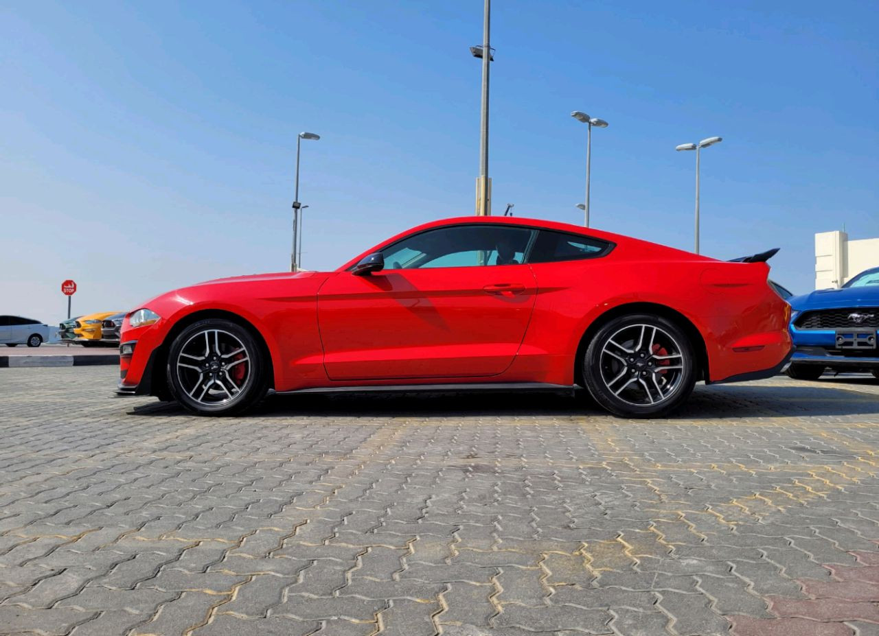 Ford Mustang - Image 6