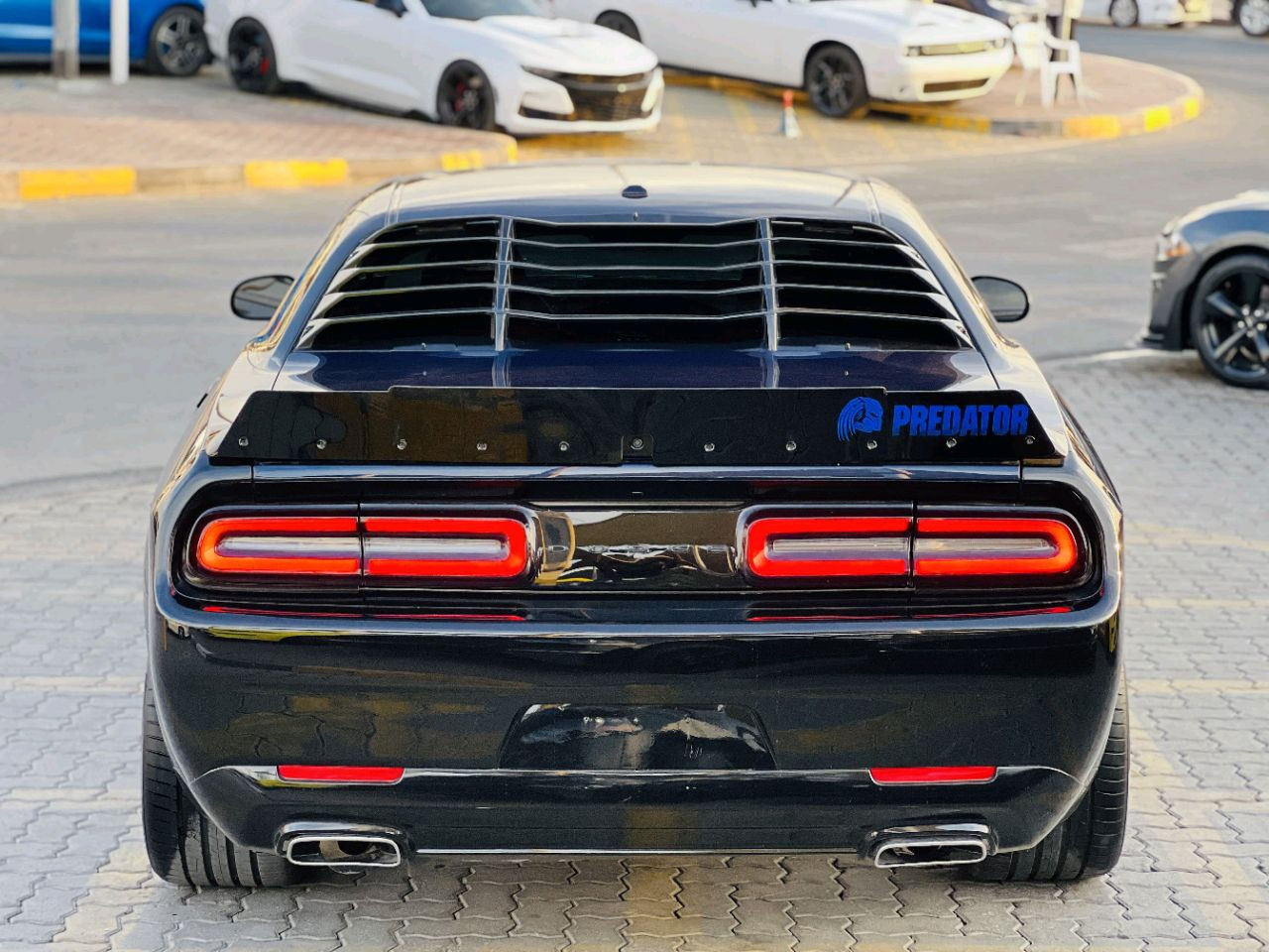 Dodge Challenger - Image 8