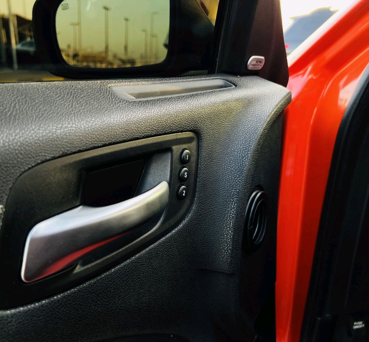 Dodge Charger - Image 12