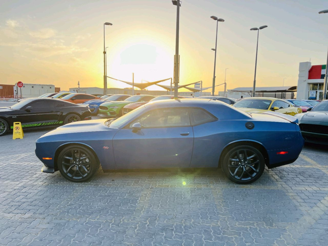Dodge Challenger - Image 4