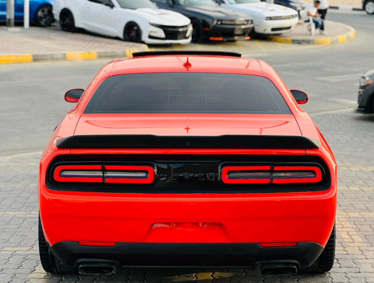 Dodge Challenger - Image 15