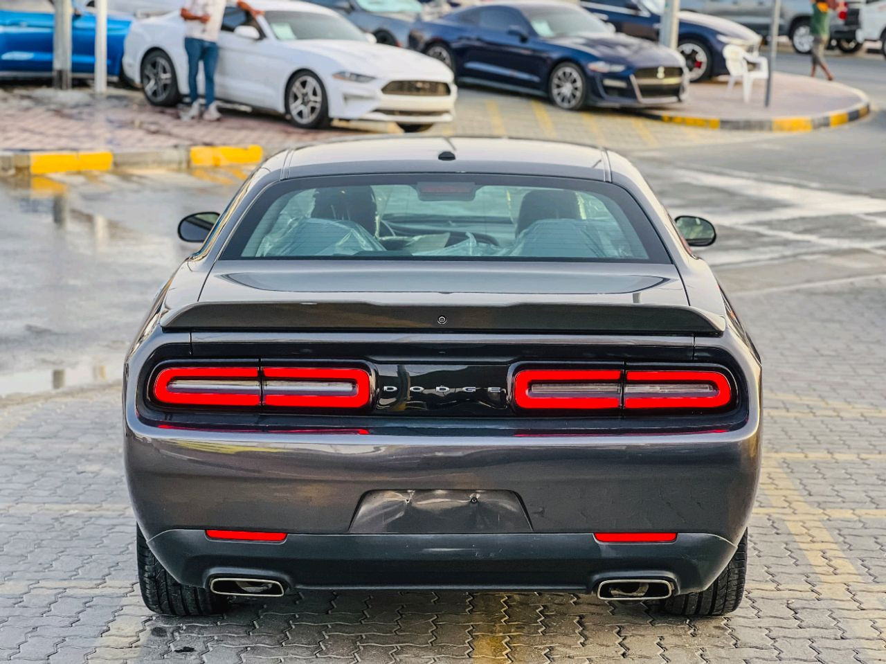 Dodge Challenger - Image 8
