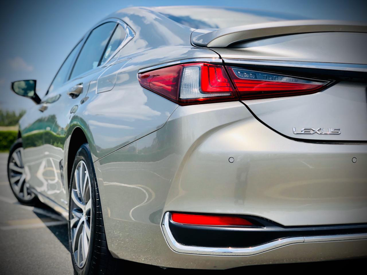 Lexus ES-Series - Image 5