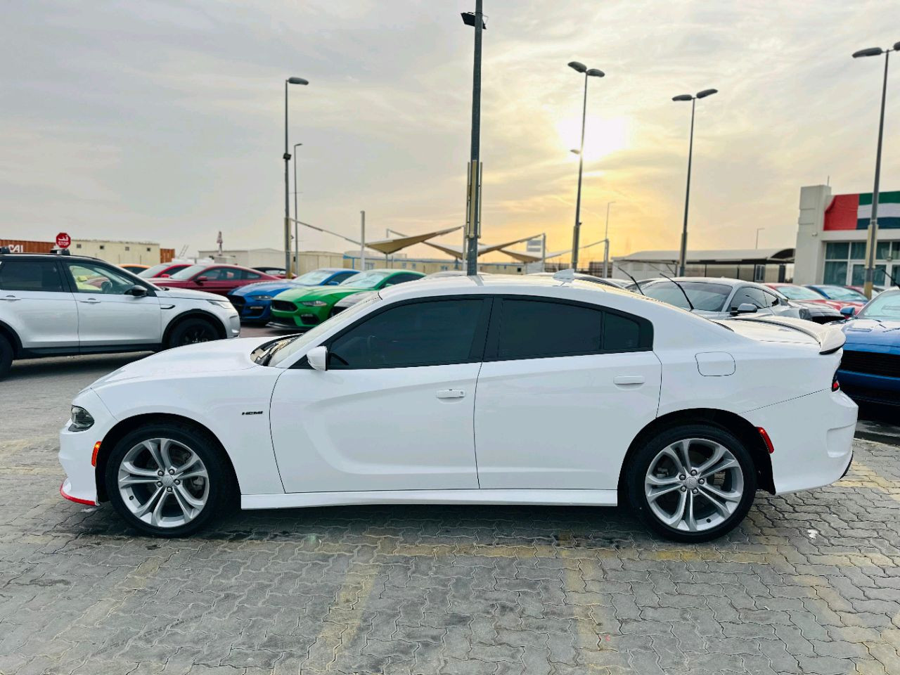 Dodge Charger - Image 6