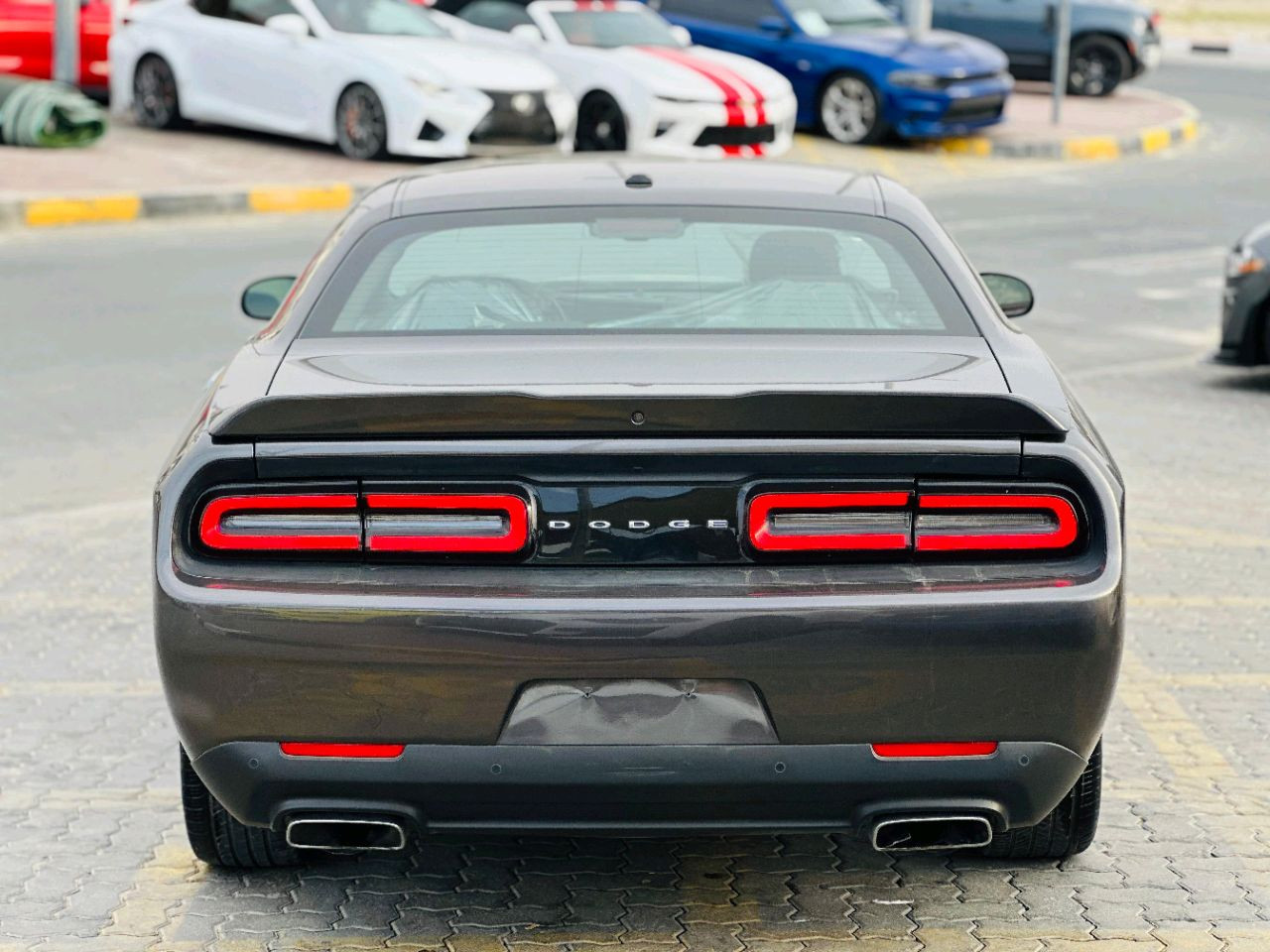 Dodge Challenger - Image 7