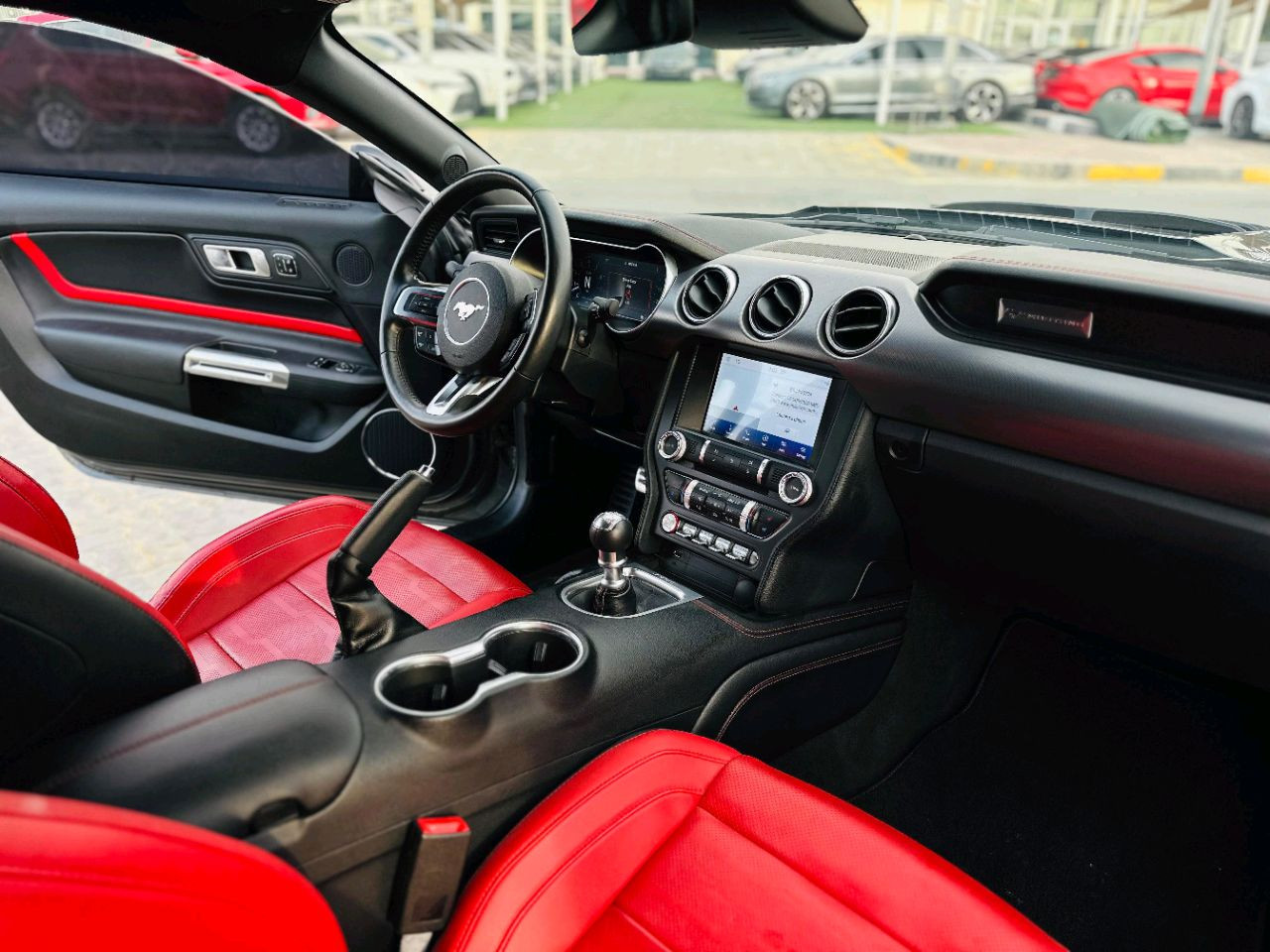 Ford Mustang - Image 11