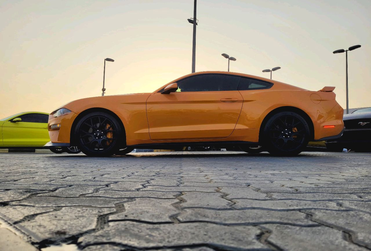 Ford Mustang - Image 6