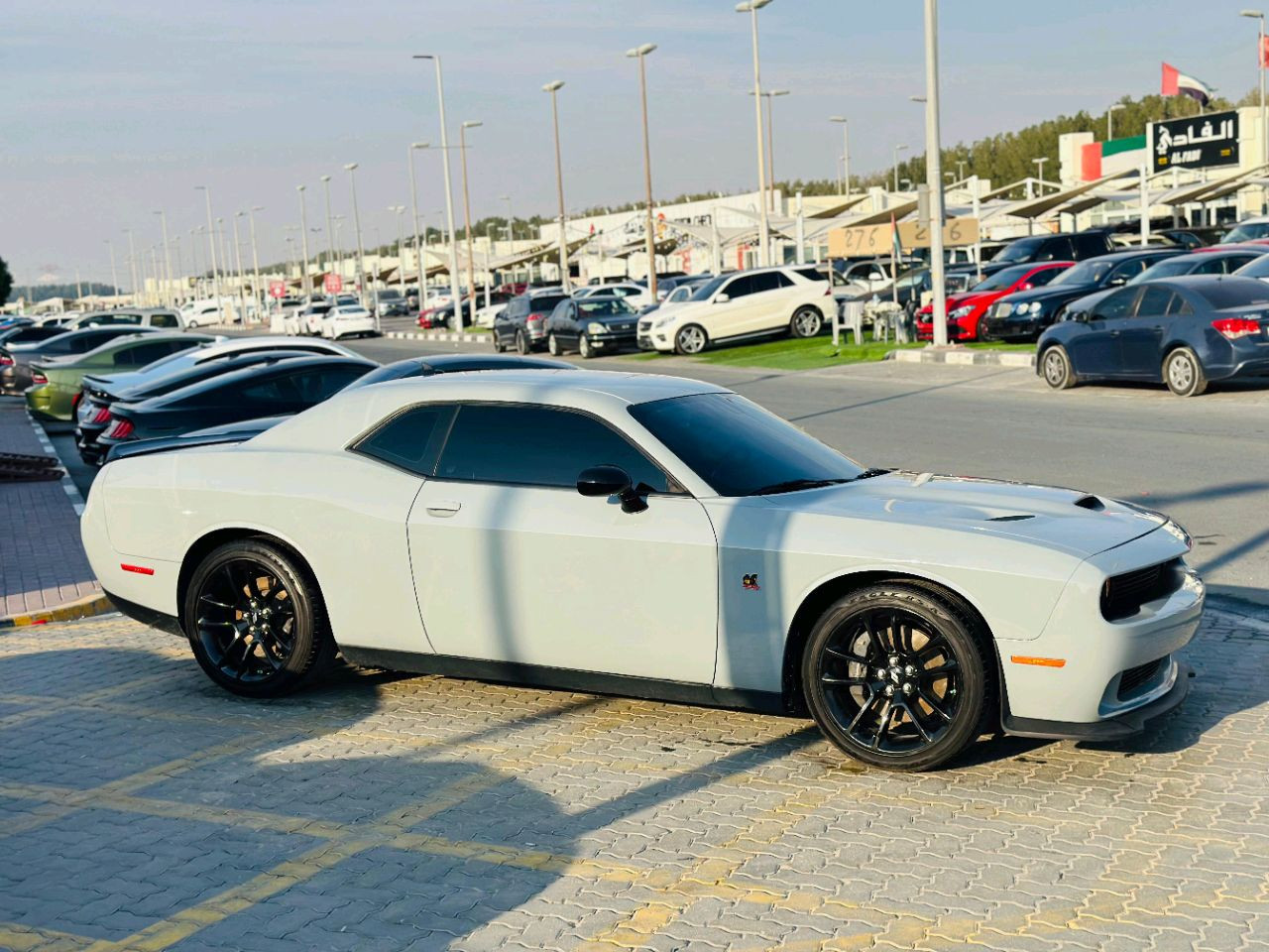 Dodge Challenger - Image 11