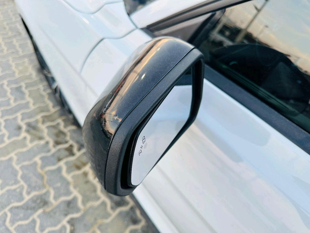 Ford Mustang - Image 12