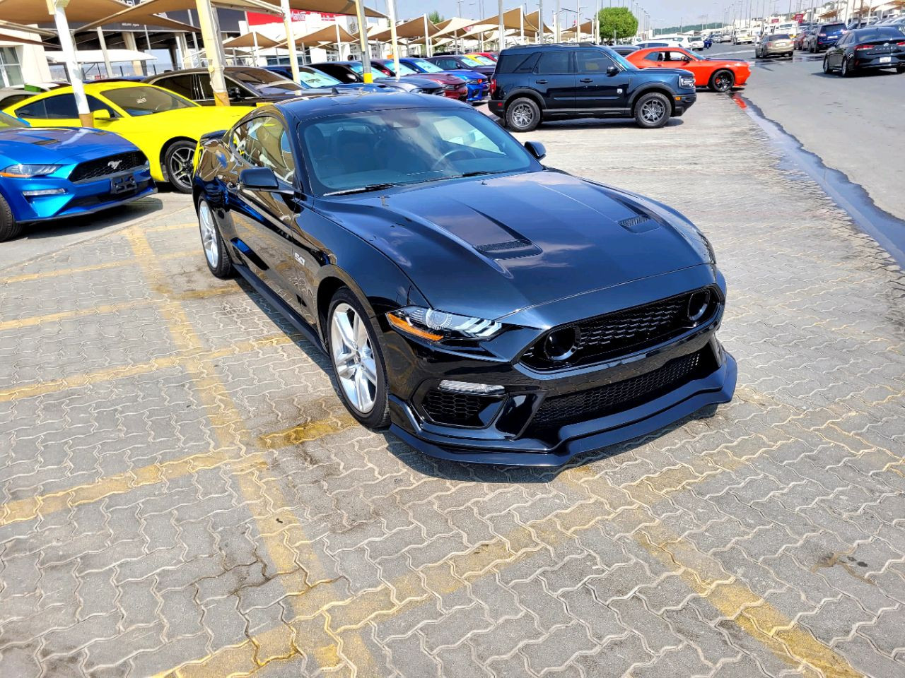 Ford Mustang - Image 6