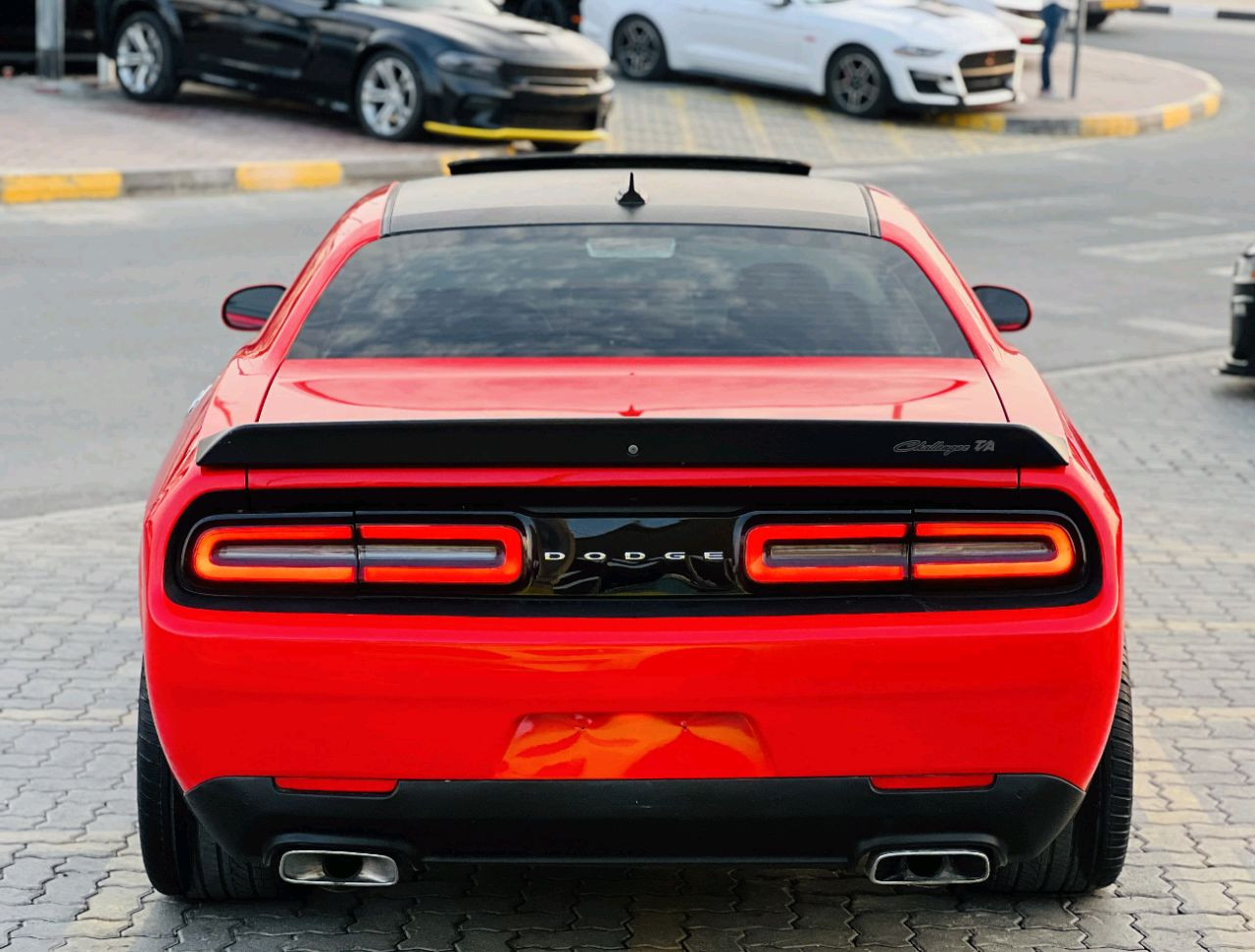 Dodge Challenger - Image 7