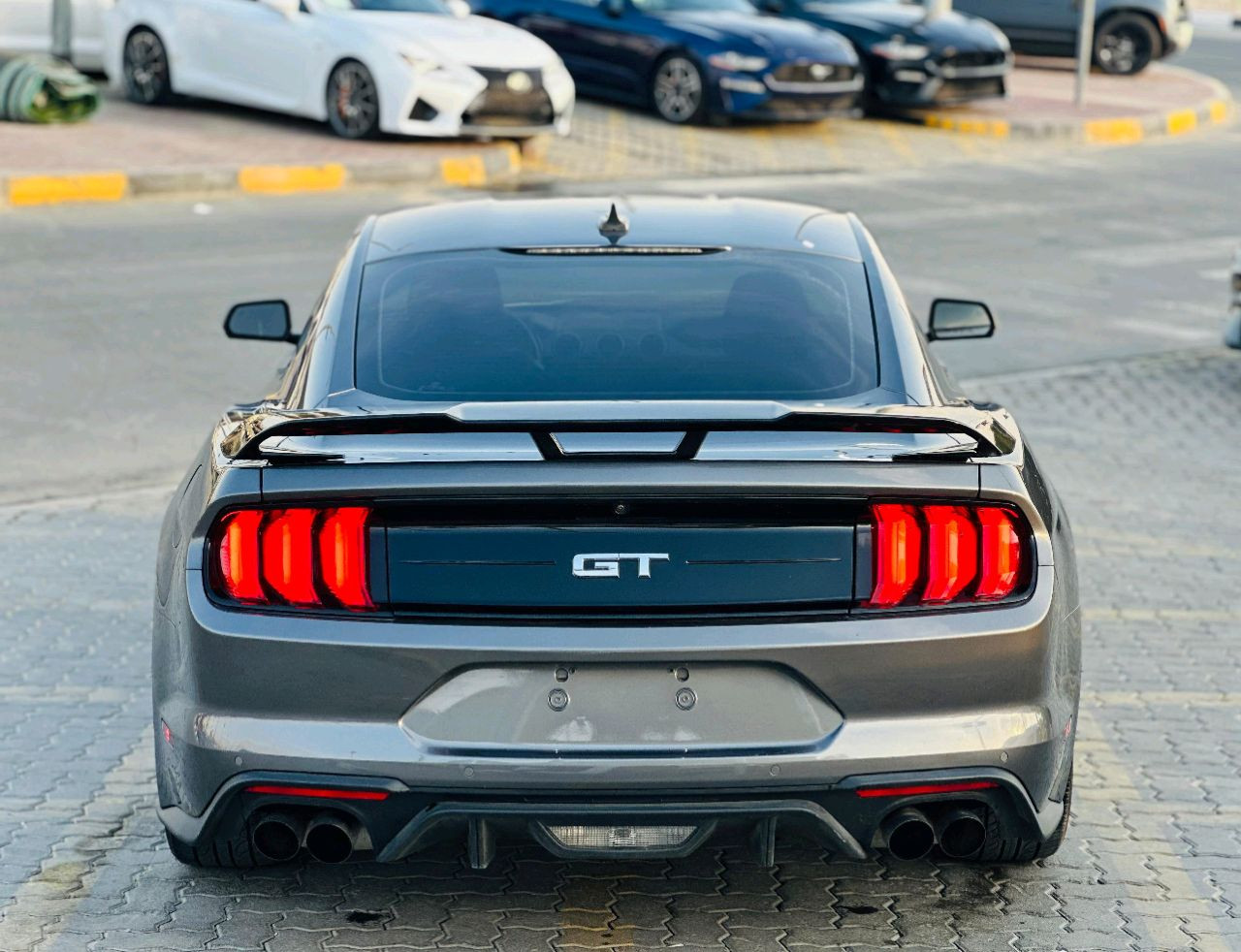 Ford Mustang - Image 7