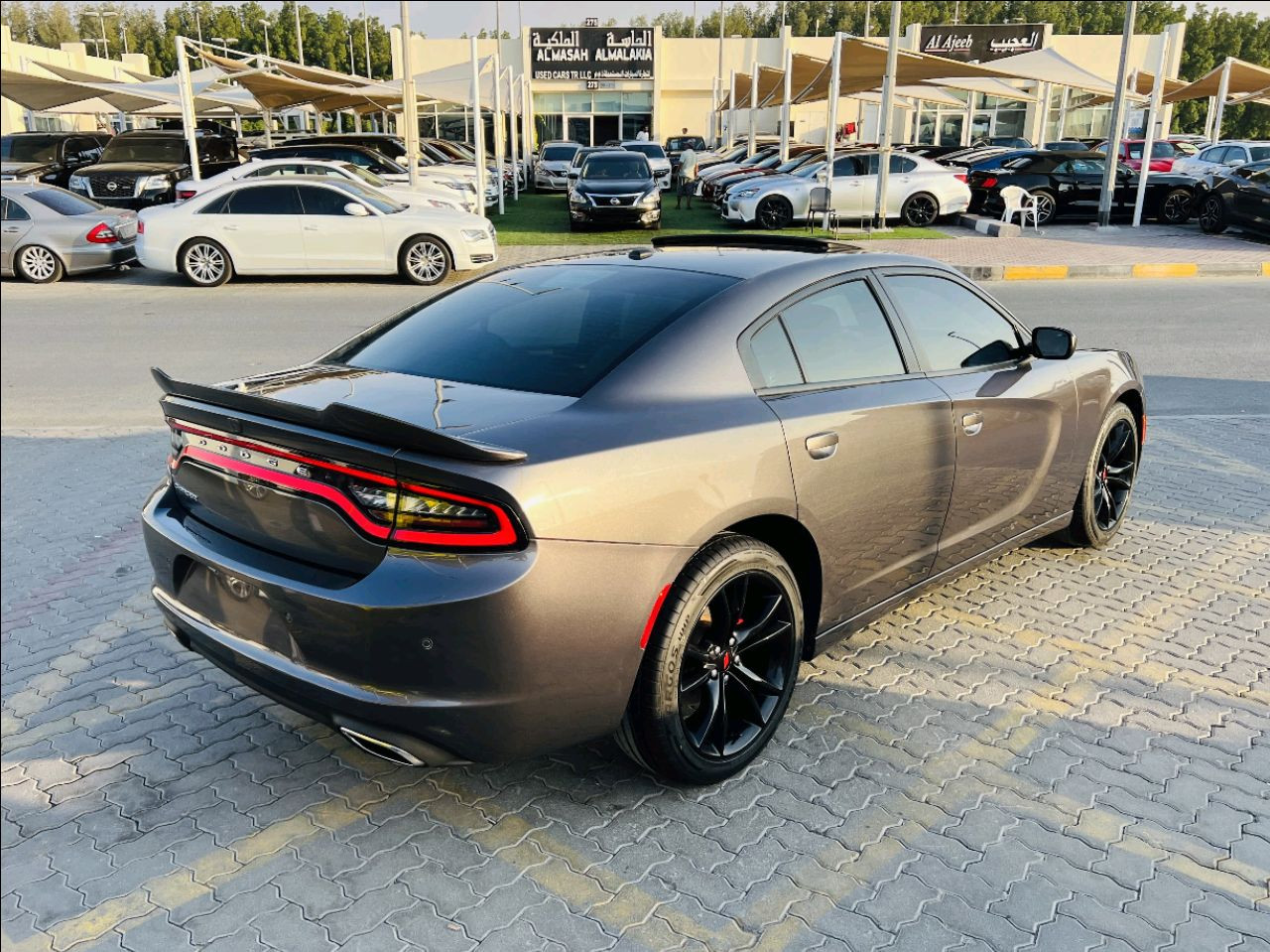 Dodge Charger - Image 4