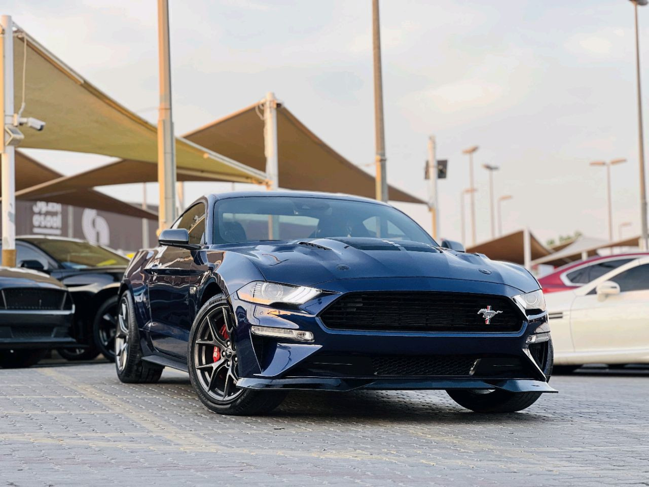 Ford Mustang - Image 4