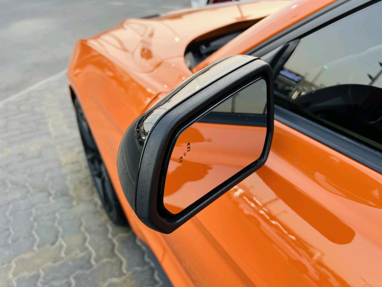 Ford Mustang - Image 8