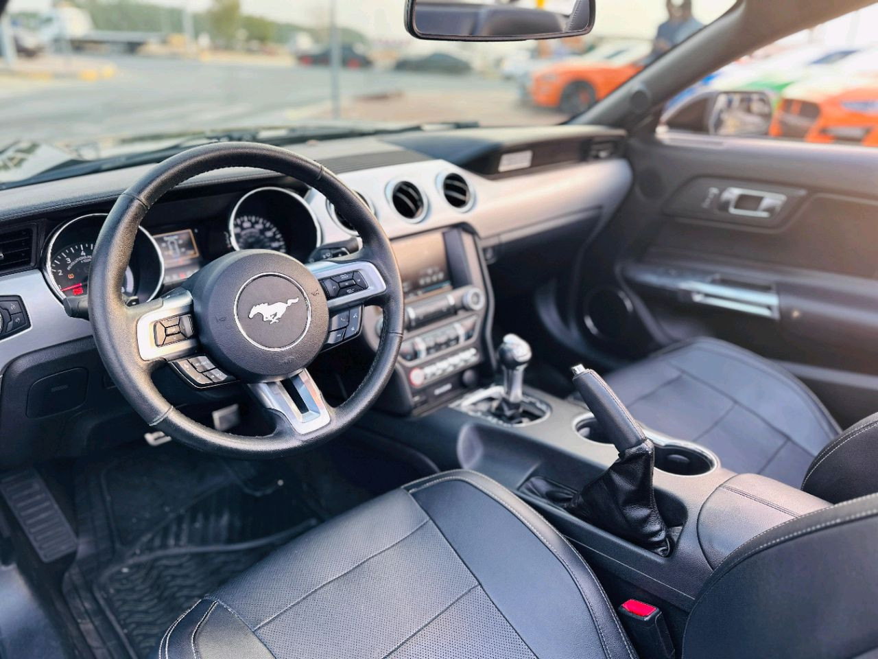 Ford Mustang - Image 9