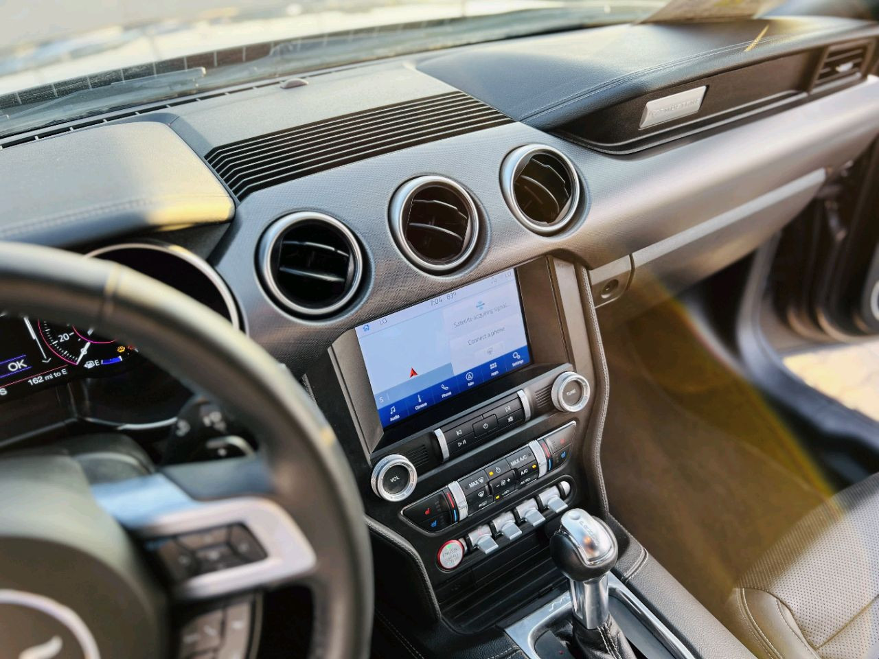 Ford Mustang - Image 11