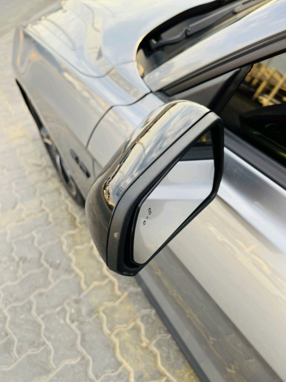 Ford Mustang - Image 9