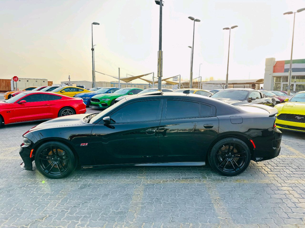 Dodge Charger - Image 9