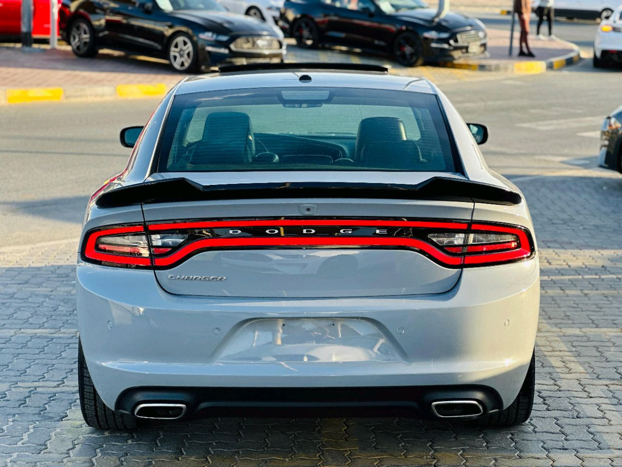 Dodge Charger - Image 6