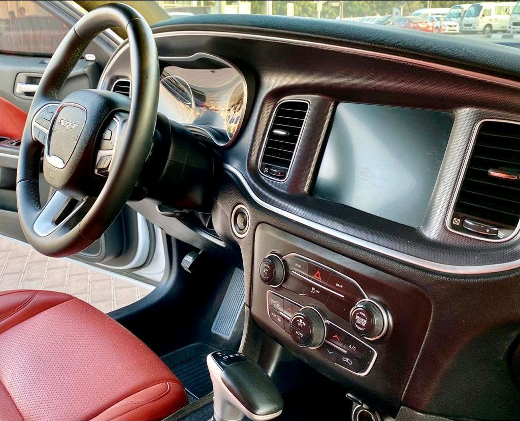 Dodge Charger - Image 7