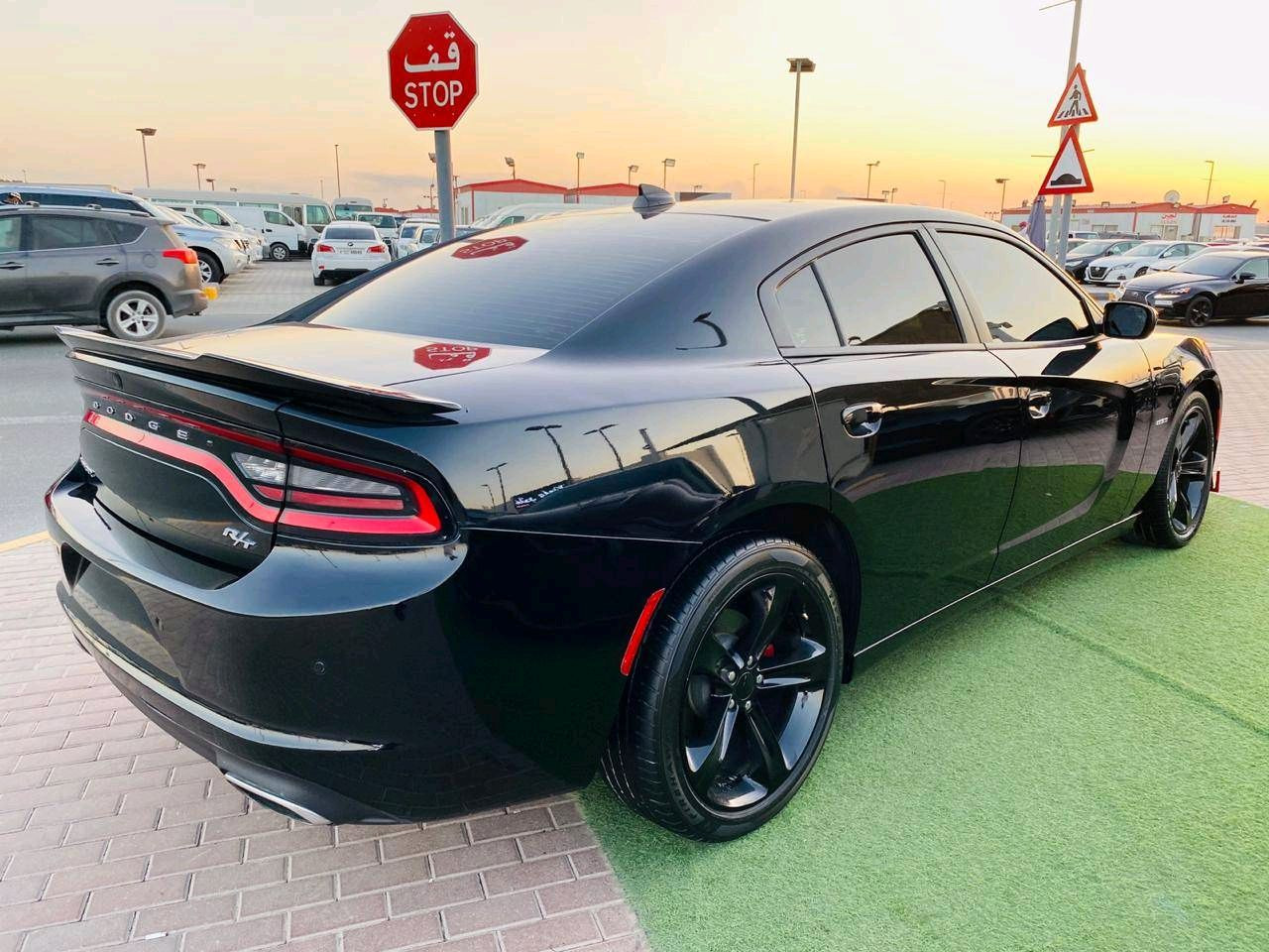 Dodge Charger - Image 4
