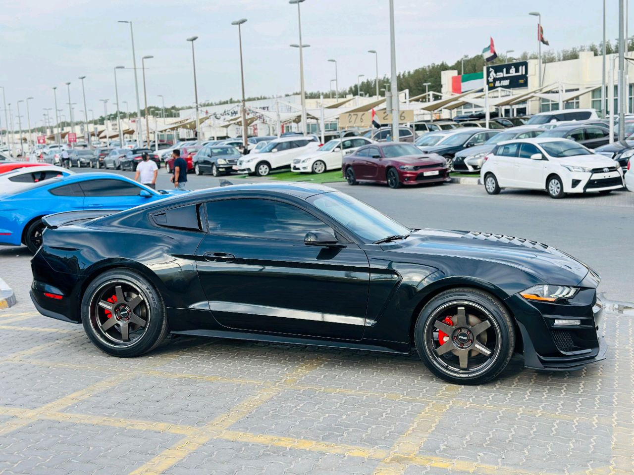 Ford Mustang - Image 10