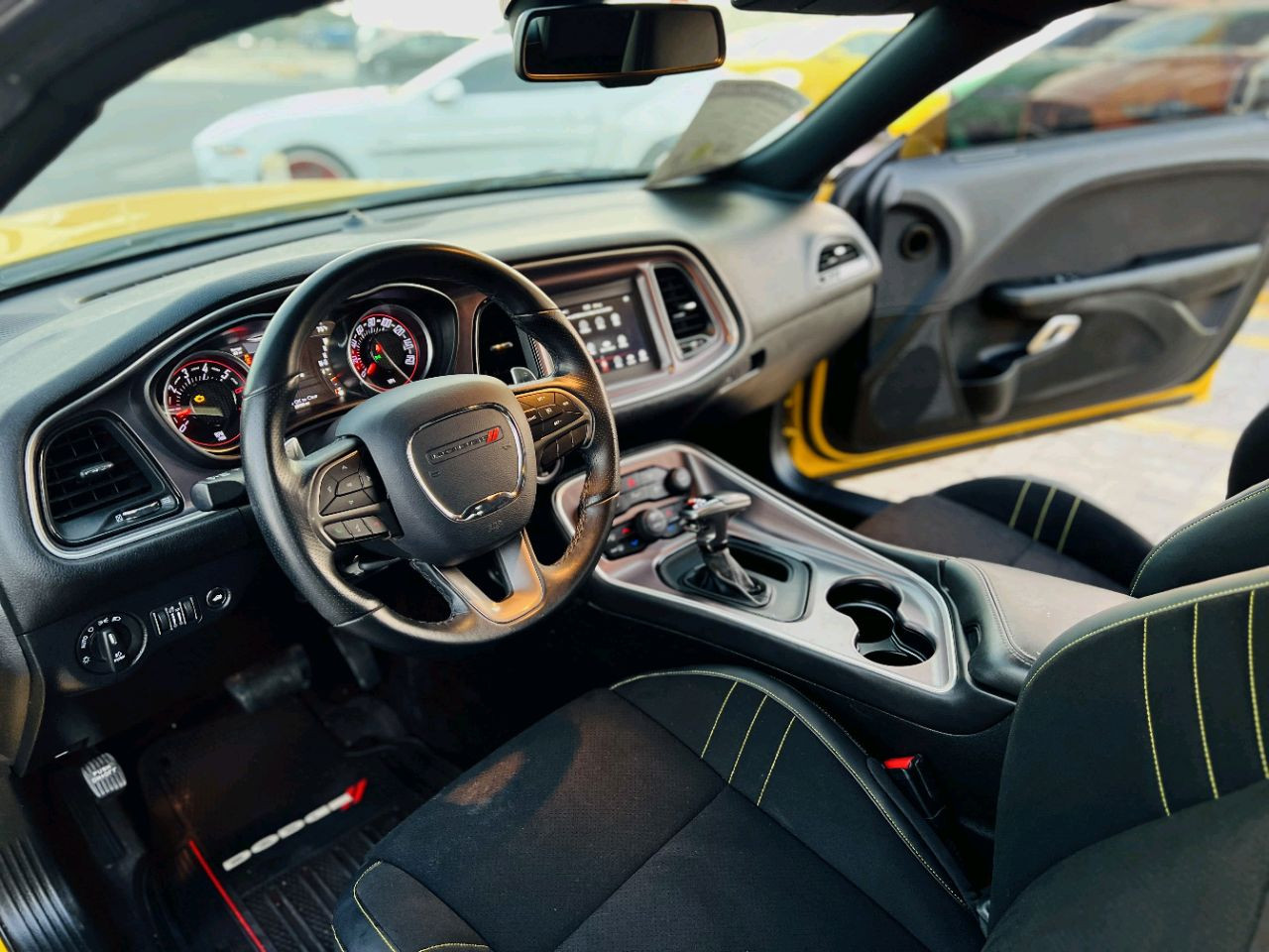 Dodge Challenger - Image 5