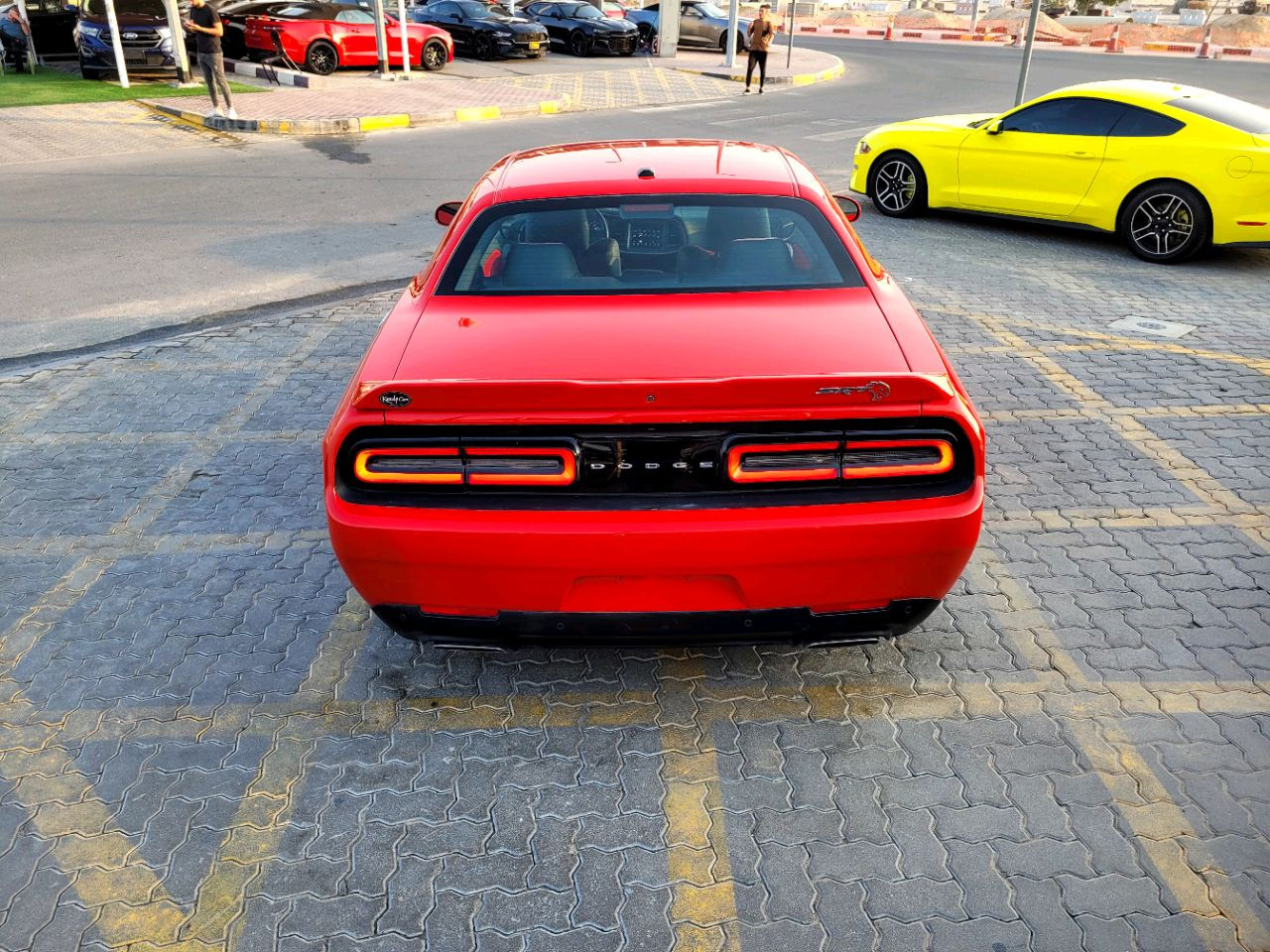 Dodge Challenger - Image 8