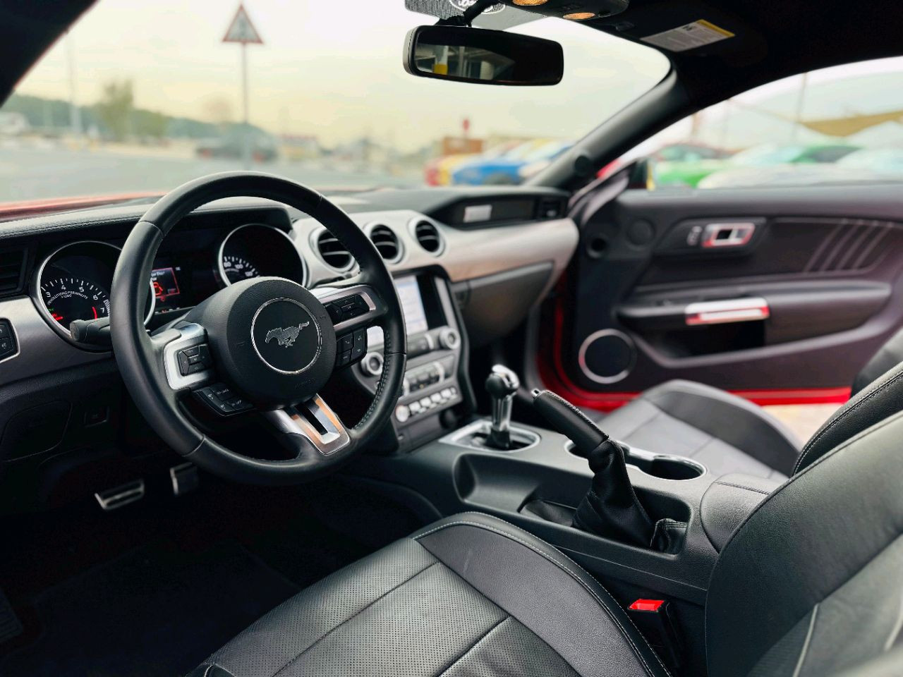 Ford Mustang - Image 9