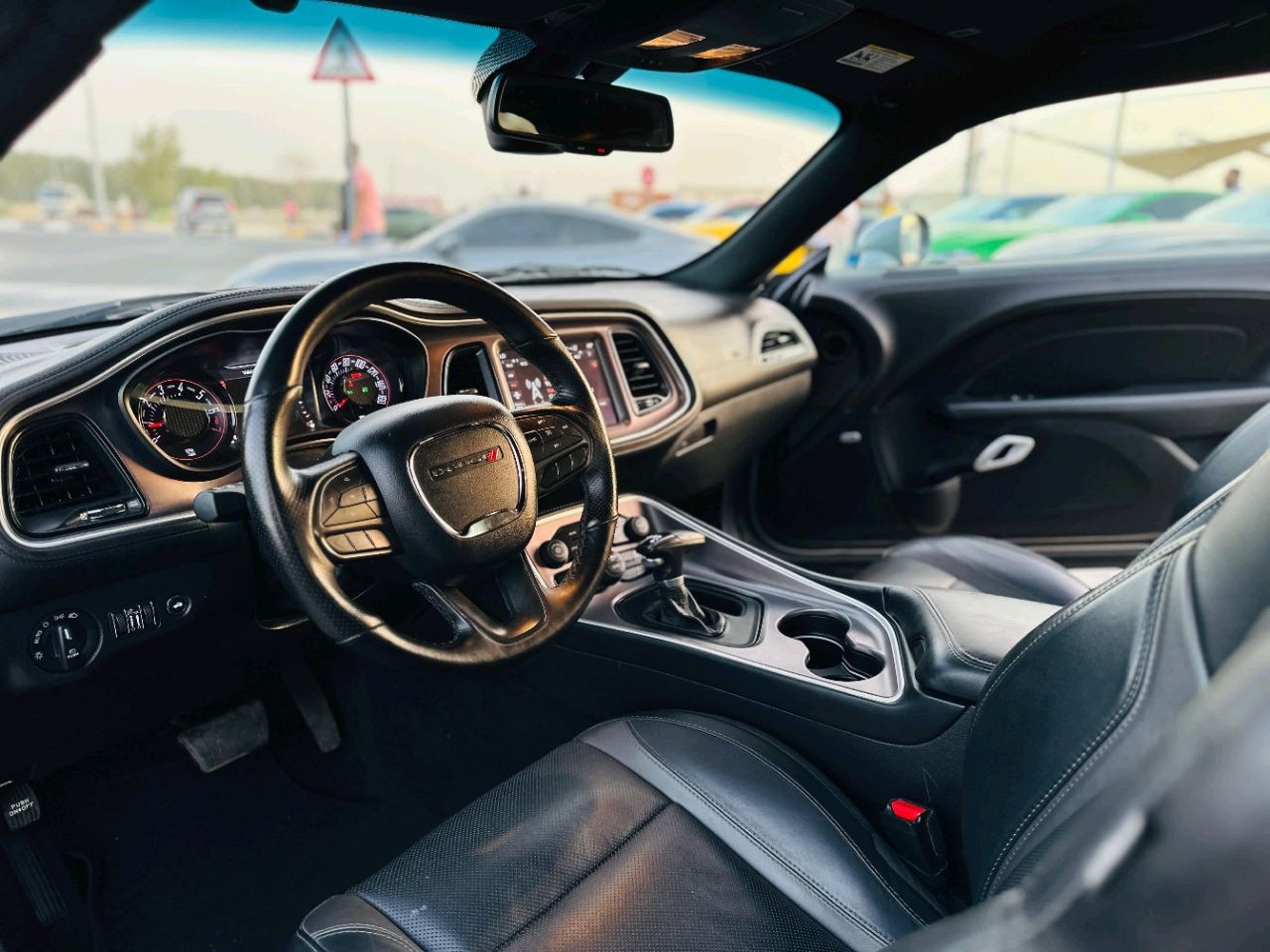 Dodge Challenger - Image 10