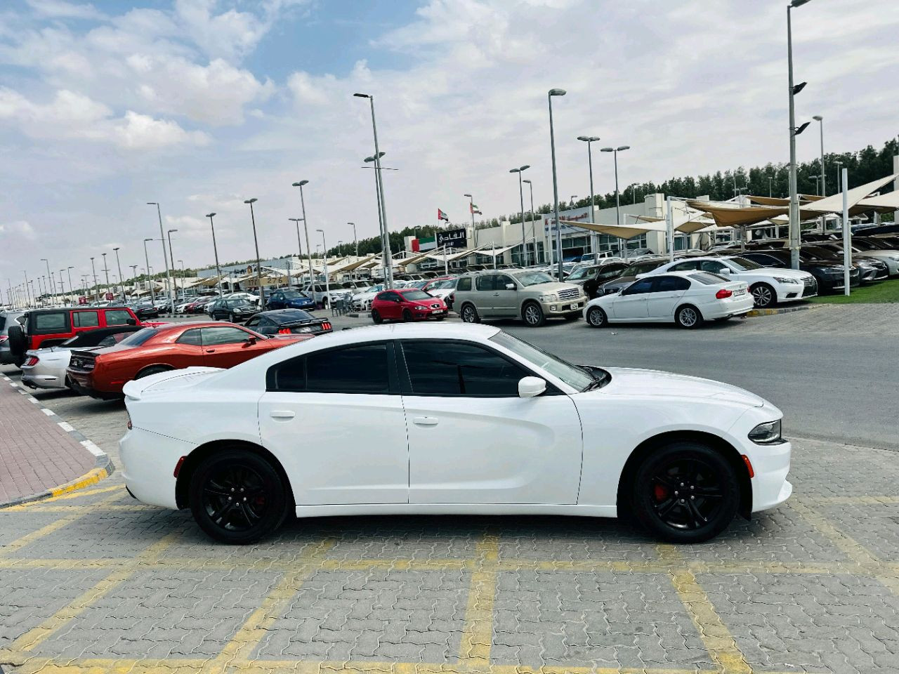 Dodge Charger - Image 5