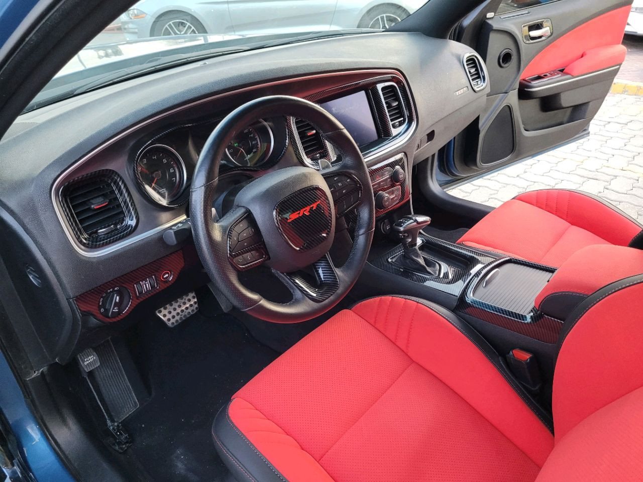 Dodge Charger - Image 8
