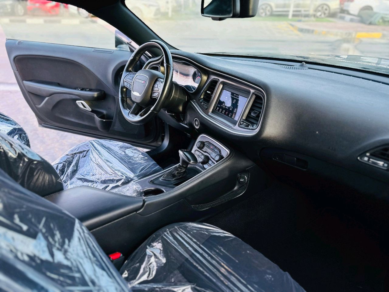 Dodge Challenger - Image 10