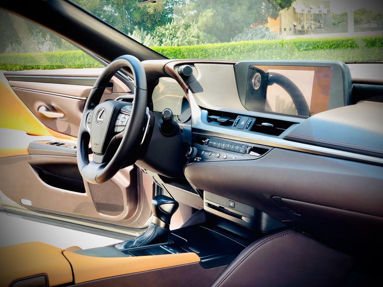 Lexus ES-Series - Image 9