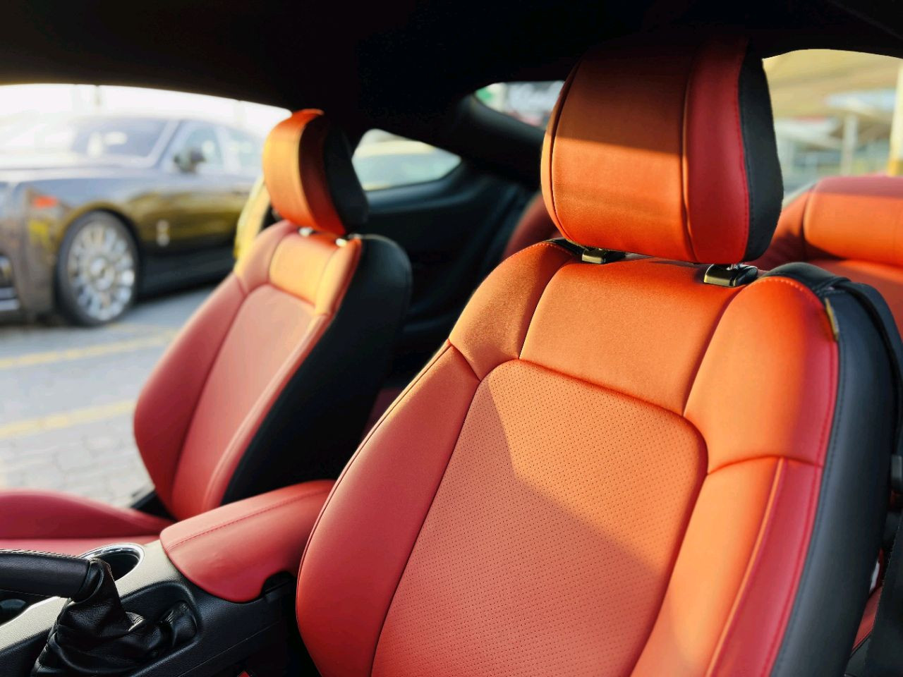 Ford Mustang - Image 11