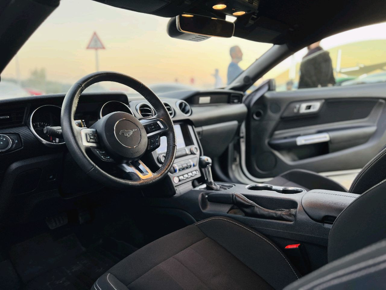 Ford Mustang - Image 9