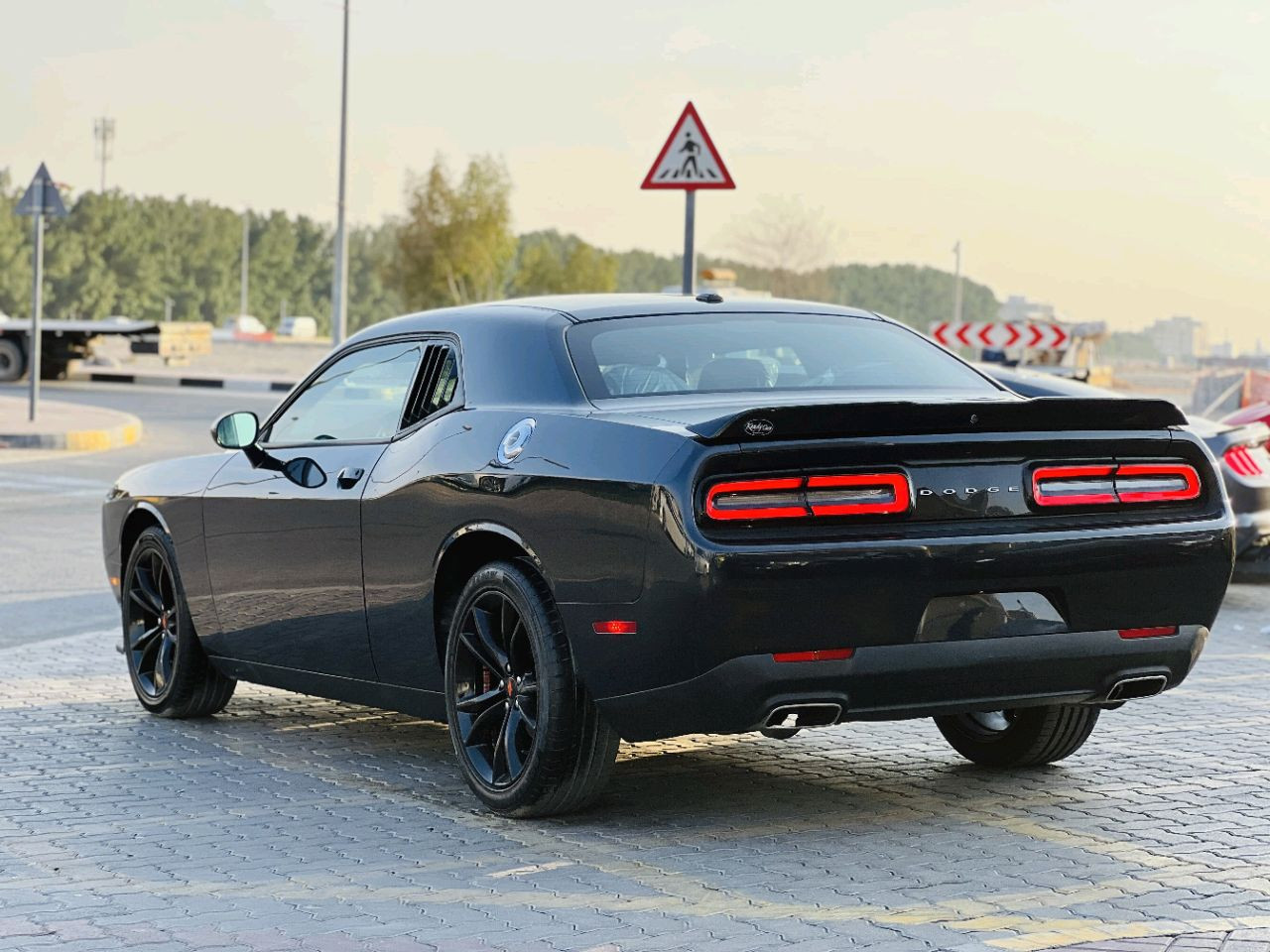 Dodge Challenger - Image 10